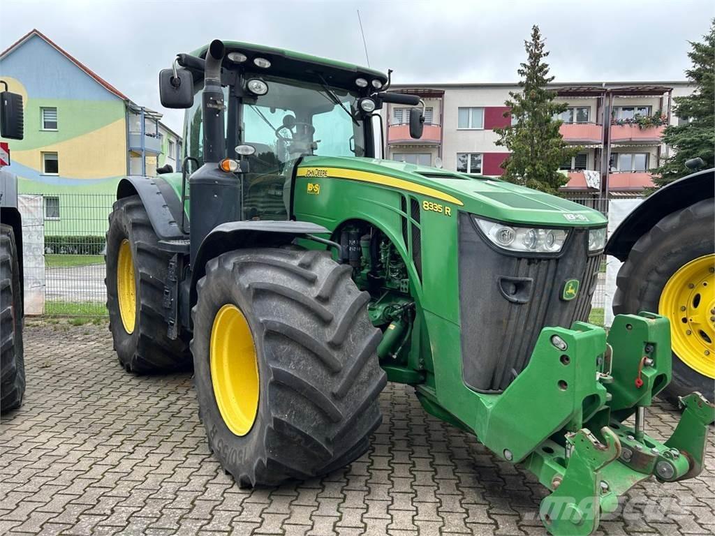 John Deere 8335R Ciągniki rolnicze