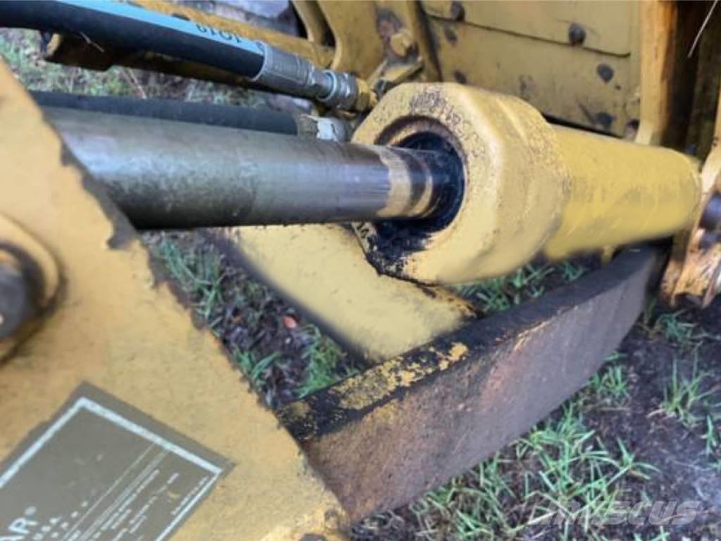 CAT D 5 G Spycharki gąsienicowe