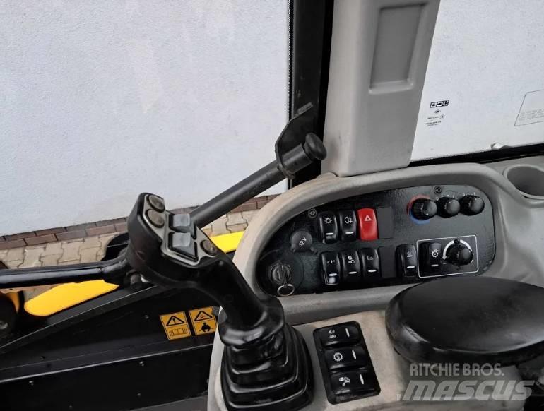 JCB TM 320 S Ładowarki rolnicze