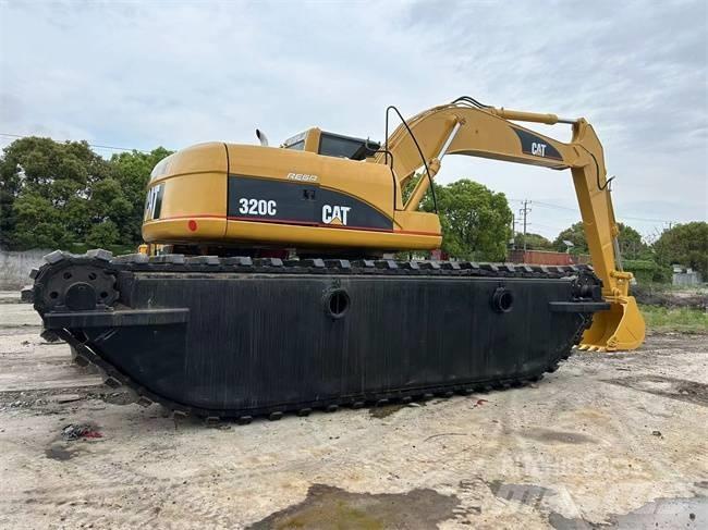 CAT 320 C Koparki pływające - amfibie