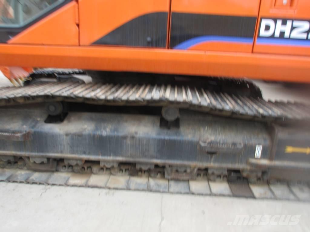 Doosan DX 220 LC-9 Koparki gąsienicowe