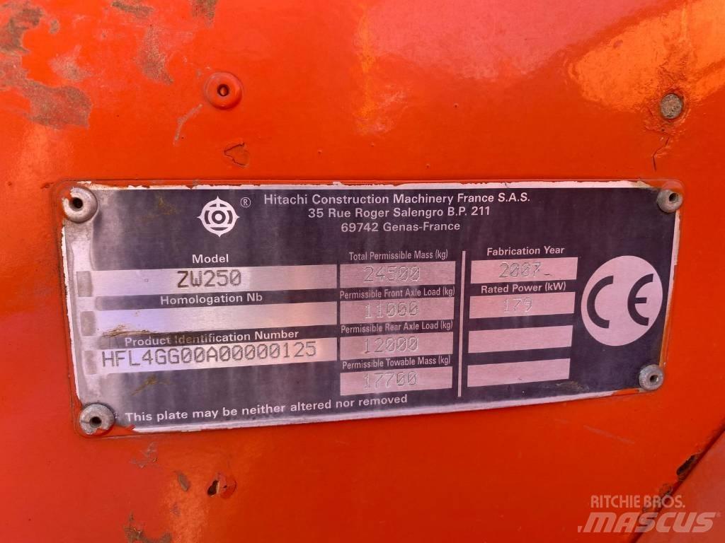 Hitachi ZW 250 Ładowarki kołowe