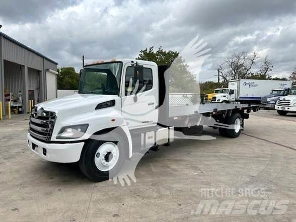 Hino 268 Ciężarówki typu Platforma / Skrzynia