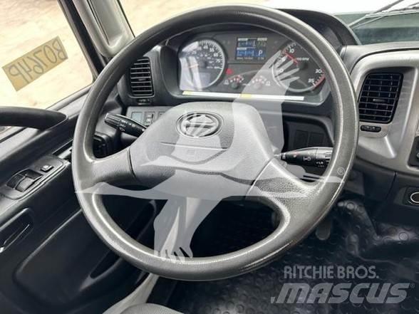 Hino 268 Ciężarówki typu Platforma / Skrzynia