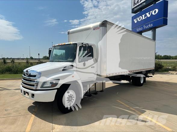 Hino 268A Maszyny budowlane - Inne