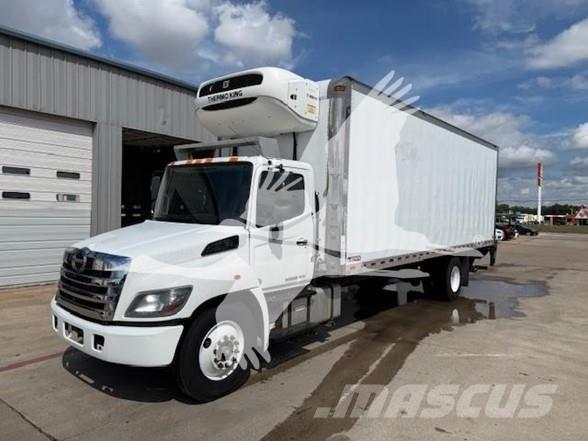 Hino 268A Maszyny budowlane - Inne