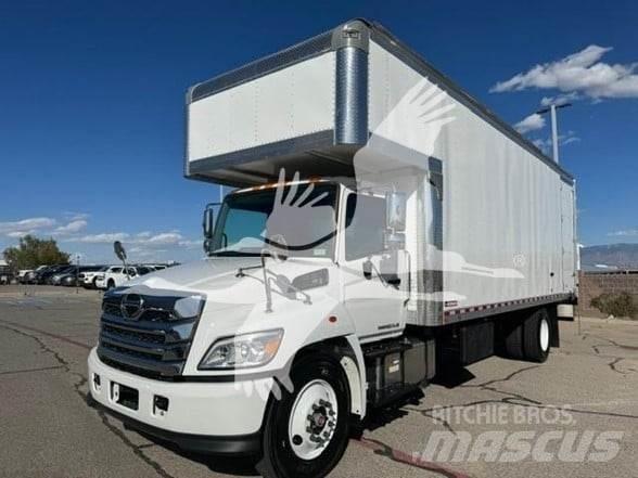Hino L6 Samochody ciężarowe ze skrzynią zamkniętą