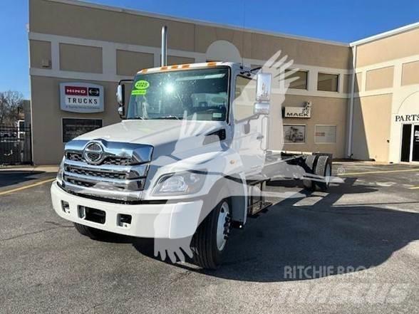 Hino L7 Pojazdy pod zabudowę