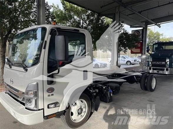 Hino S5 Pojazdy pod zabudowę