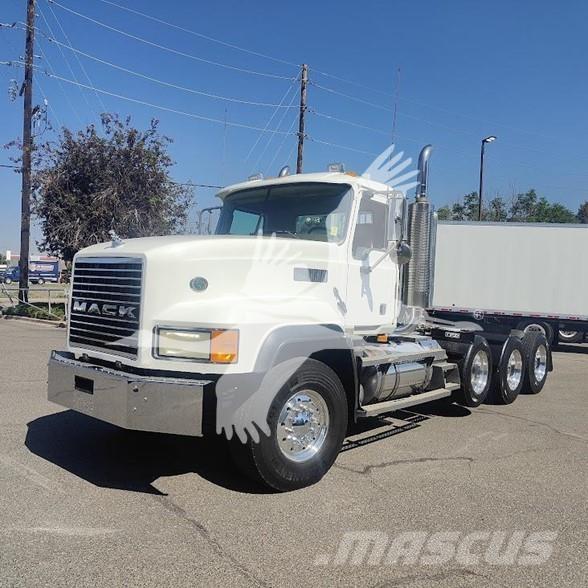 Mack CL733 Ciągniki siodłowe