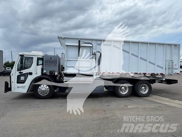Mack LR64 Maszyny budowlane - Inne