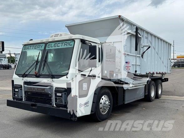 Mack LR64 Maszyny budowlane - Inne