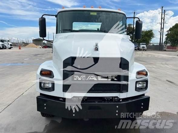 Mack MD6 Pojazdy pod zabudowę