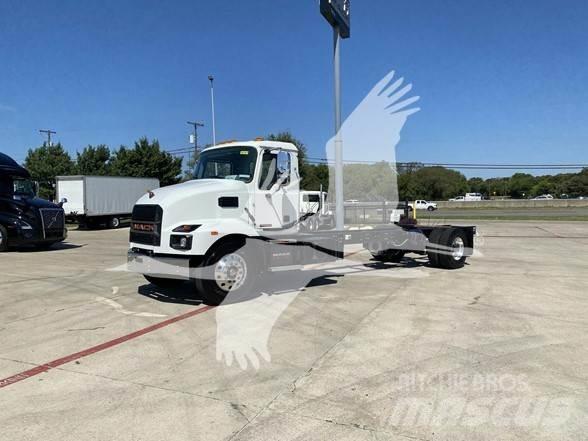 Mack MD6 Maszyny budowlane - Inne