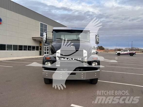 Mack MD6 Maszyny budowlane - Inne