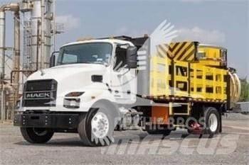 Mack MD6 Maszyny budowlane - Inne
