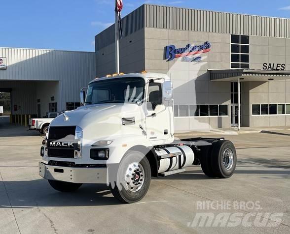 Mack MD6 Wywrotki