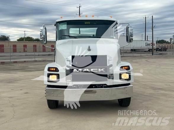 Mack MD6 Maszyny budowlane - Inne