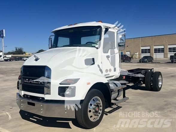Mack MD6 Pojazdy pod zabudowę