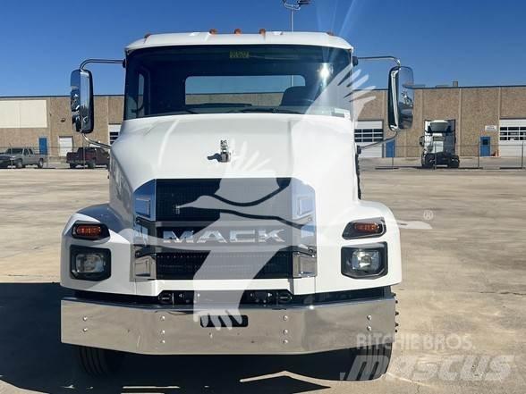 Mack MD6 Pojazdy pod zabudowę