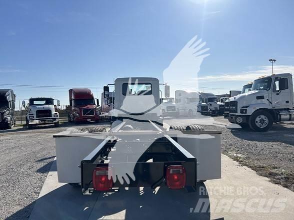 Mack MD6 Pojazdy pod zabudowę