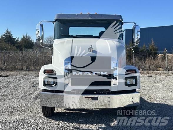 Mack MD6 Pojazdy pod zabudowę