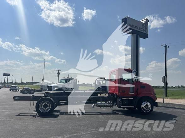 Mack MD6 Pojazdy pod zabudowę