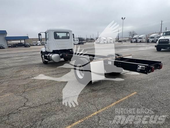 Mack MD6 Pojazdy pod zabudowę