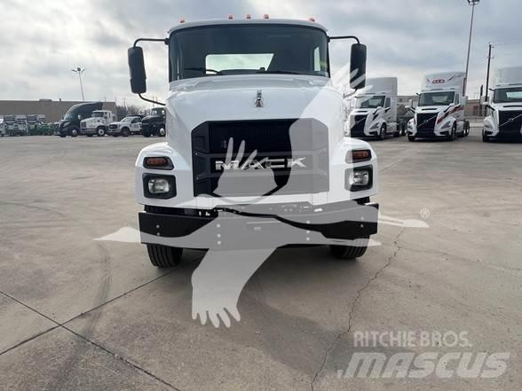 Mack MD6 Pojazdy pod zabudowę