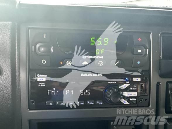 Mack MD6 Maszyny budowlane - Inne