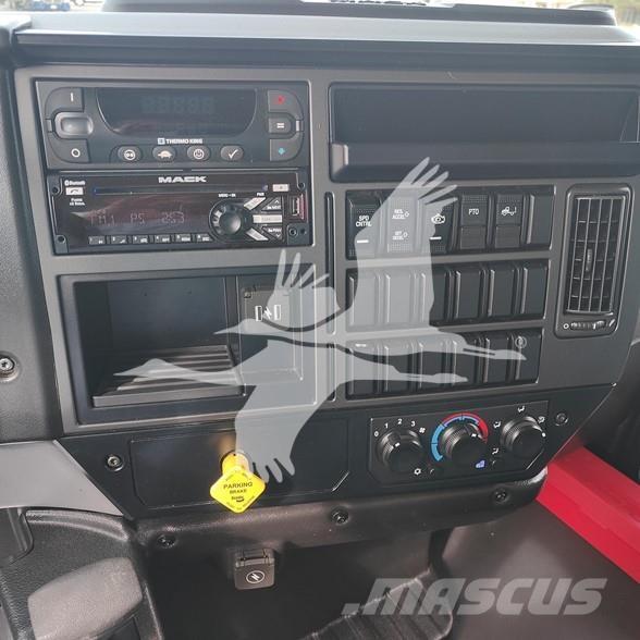 Mack MD6 Maszyny budowlane - Inne