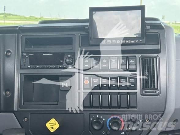 Mack MD6 Maszyny budowlane - Inne
