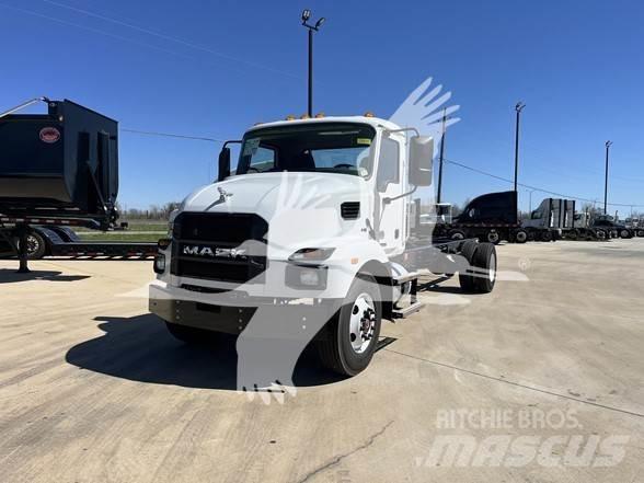 Mack MD6 Pojazdy pod zabudowę