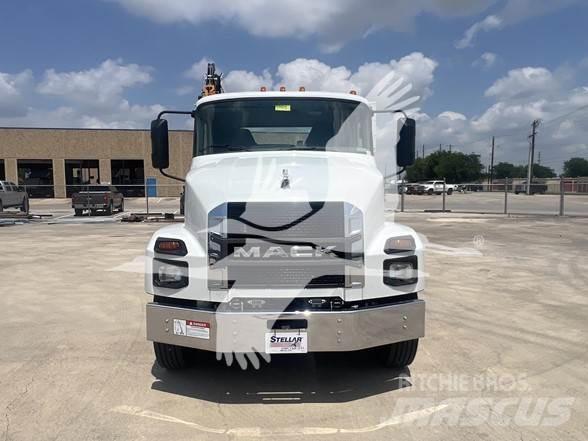 Mack MD6 Maszyny budowlane - Inne