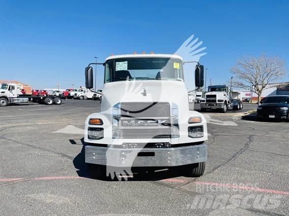 Mack MD6 Pojazdy pod zabudowę