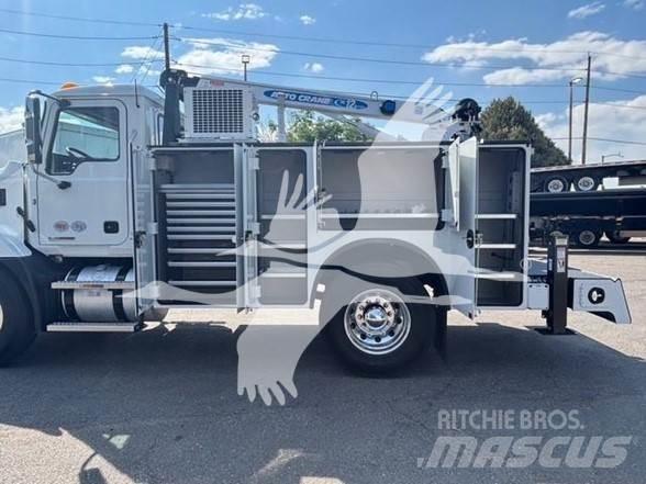 Mack MD6 Maszyny budowlane - Inne