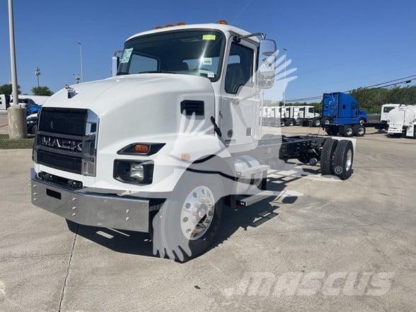 Mack MD6 Ciągniki siodłowe