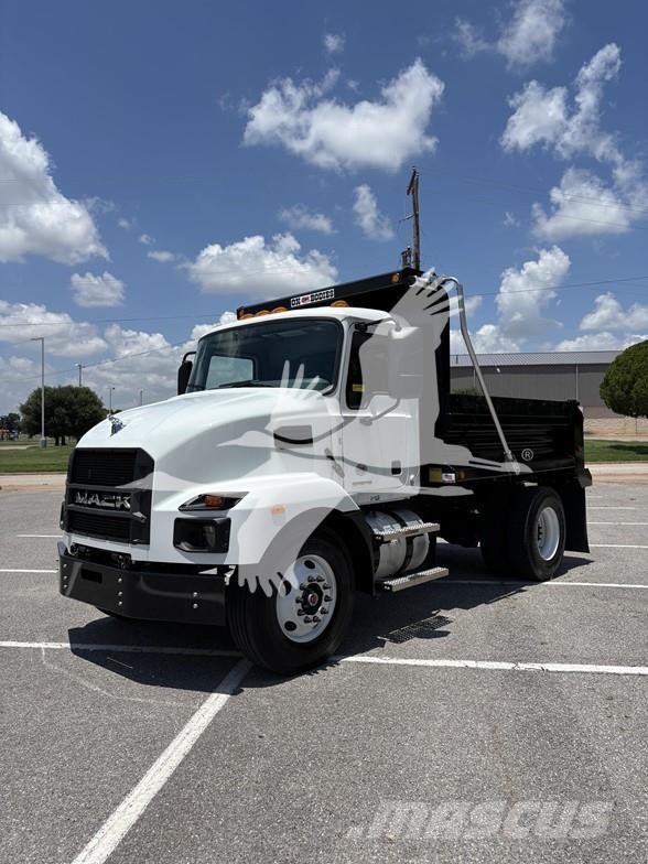 Mack MD6 Wywrotki