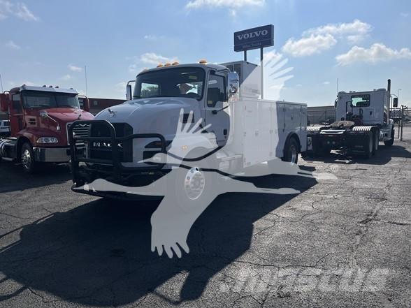 Mack MD6 Maszyny budowlane - Inne