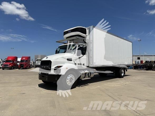 Mack MD6 Maszyny budowlane - Inne