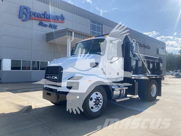 Mack MD6 Wywrotki