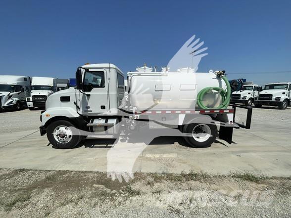 Mack MD6 Maszyny budowlane - Inne