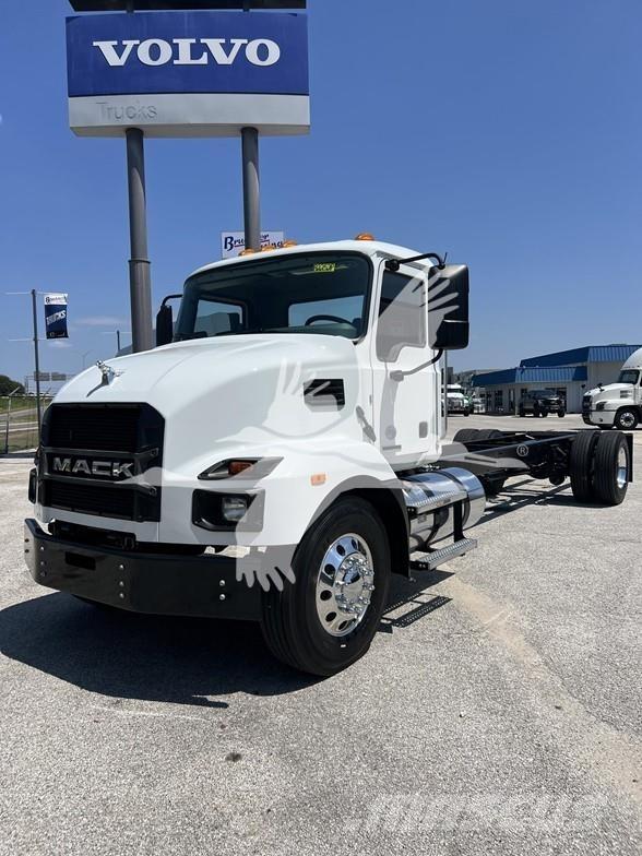 Mack MD6 Pojazdy pod zabudowę