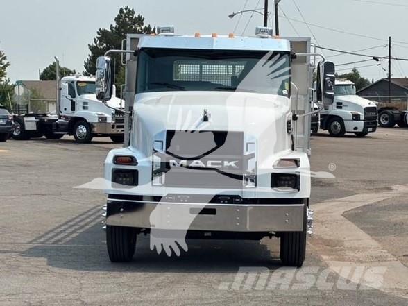 Mack MD6 Maszyny budowlane - Inne