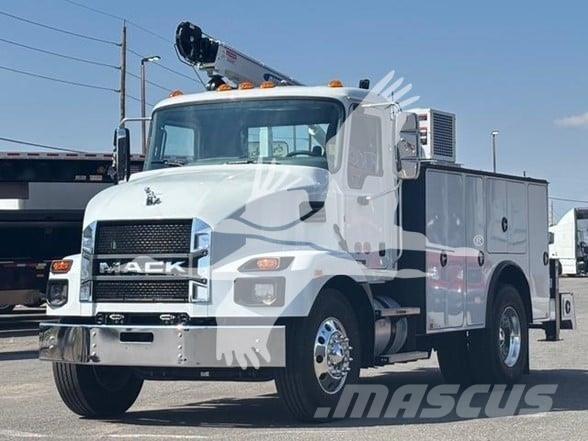 Mack MD6 Maszyny budowlane - Inne