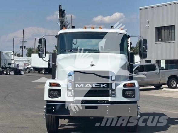 Mack MD6 Maszyny budowlane - Inne
