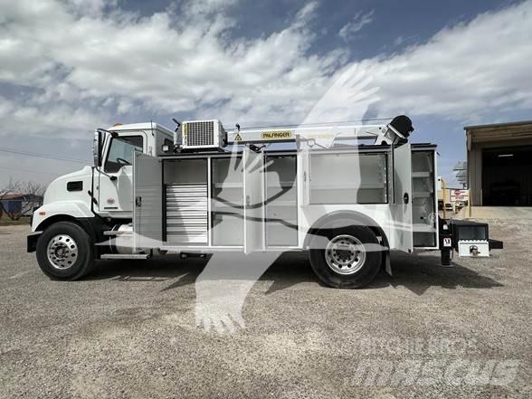 Mack MD7 Maszyny budowlane - Inne