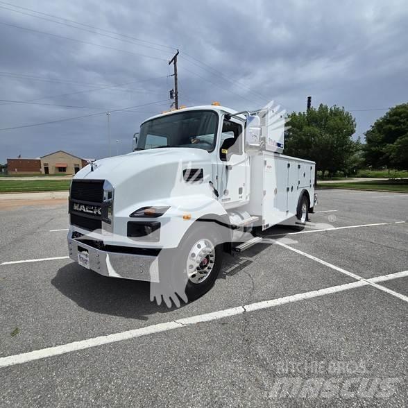 Mack MD7 Maszyny budowlane - Inne
