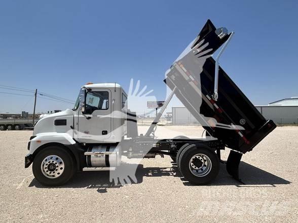 Mack MD7 Wywrotki