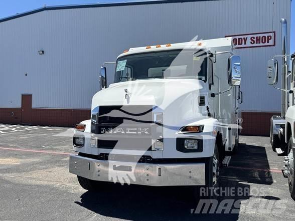 Mack MD7 Maszyny budowlane - Inne